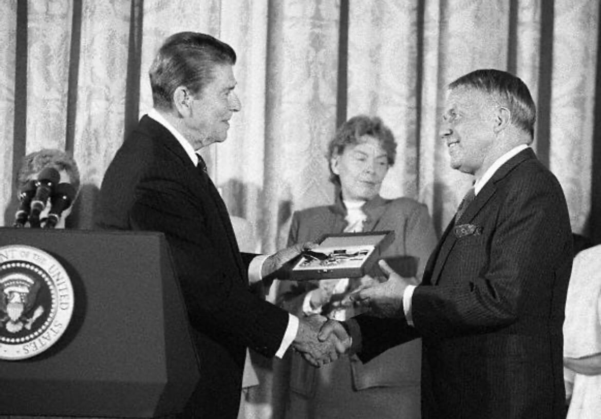 Before Bruce Willis, The Die Hard Producers Asked Frank Sinatra to Play John McLane